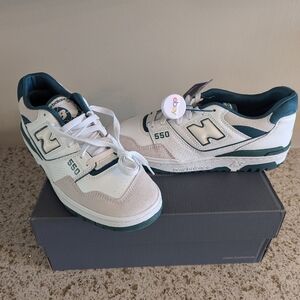 BRAND NEW AUTHENTICATED Men's Size 10 - New Balance 550 White Vintage Teal